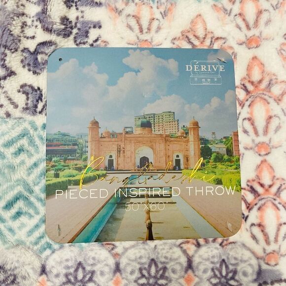 Plush Boho Moroccan Bangladesh Tribal Tassel Throw Blanket - Picture 4 of 4